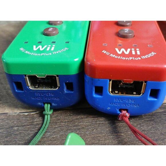 Mario & Luigi Nintendo Wii Motion Plus Remote Controllers - Tested & Working - Picture 6 of 12
